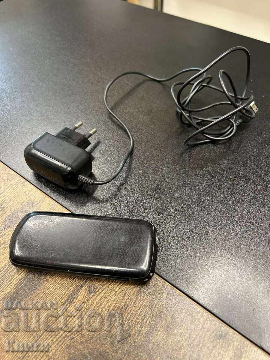 Auction  Samsung Button Phone