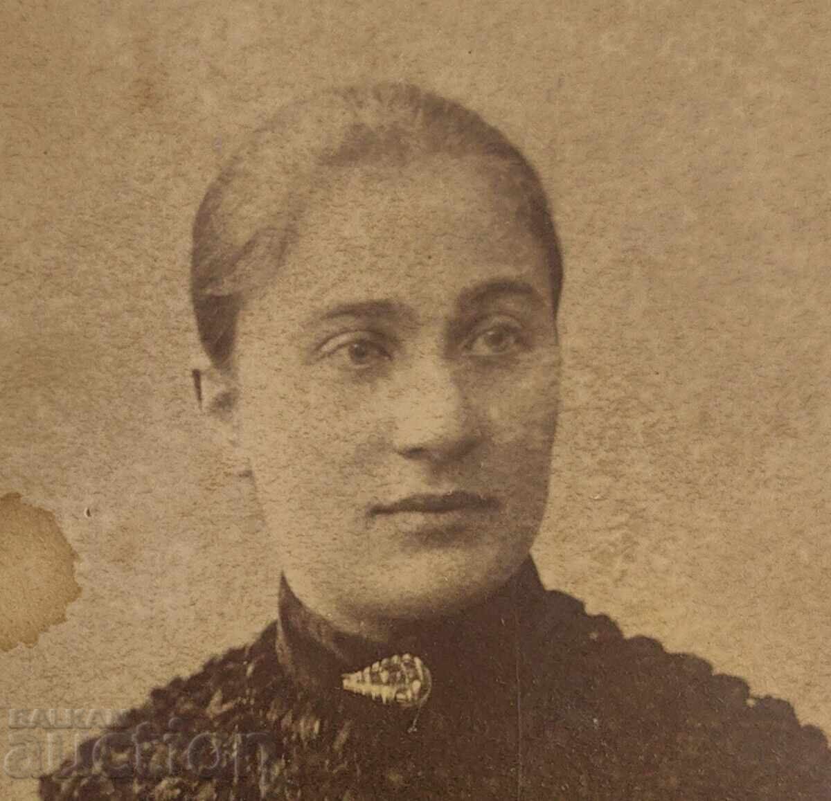 Auction  CAIRO INSCRIBED BY MINA PETKOVA WOMAN OLD PHOTO CARD