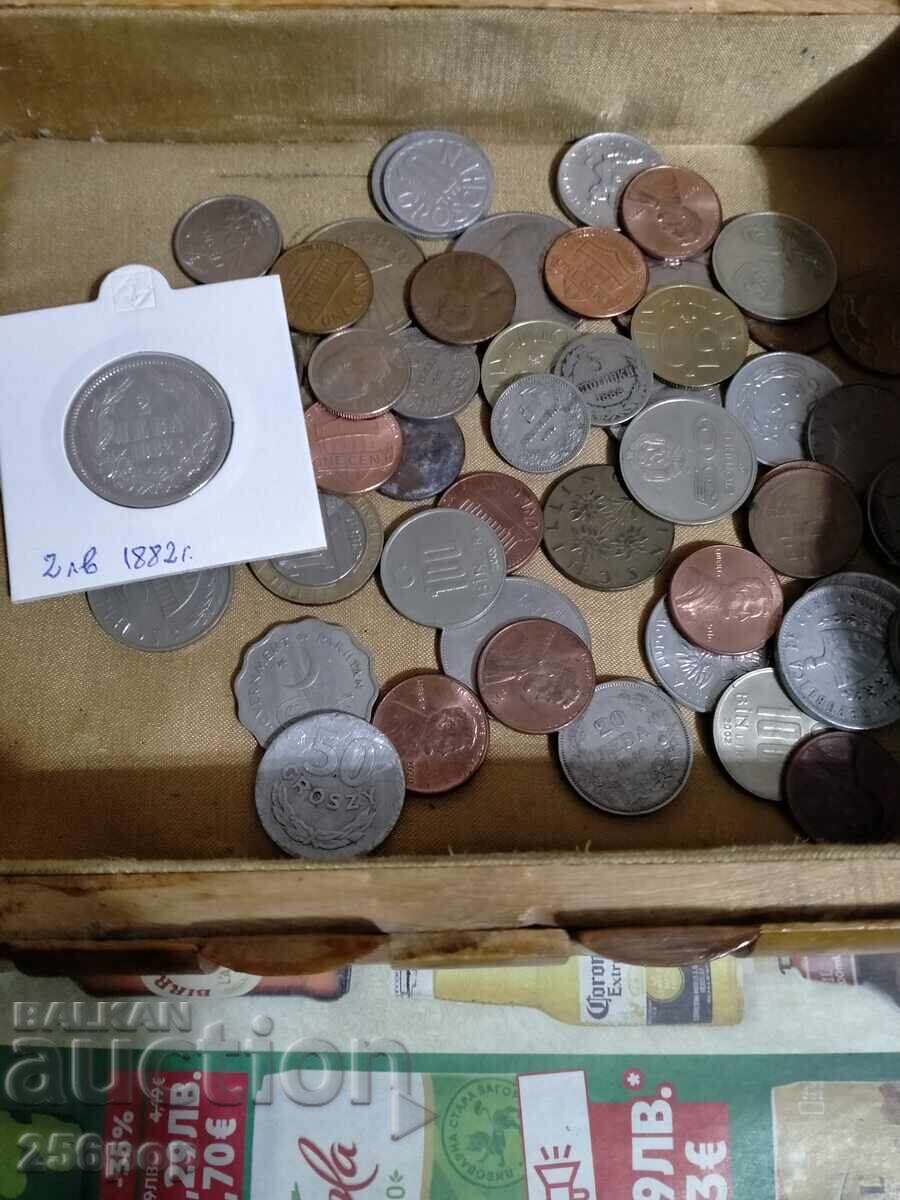 Old coin box with price 100.00 BGN | € 51.13 Old coin box with price 100.00 BGN | € 51.13