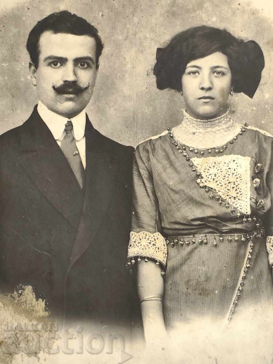 Παράδοση ΜΙΡΤΣΟ ΝΤΙΤΣΕΦ ? ΠΑΛΙΑ ΟΙΚΟΓΕΝΕΙΑΚΗ ΦΩΤΟΓΡΑΦΙΑ ΣΕ ΧΑΡΤΟΝΙ