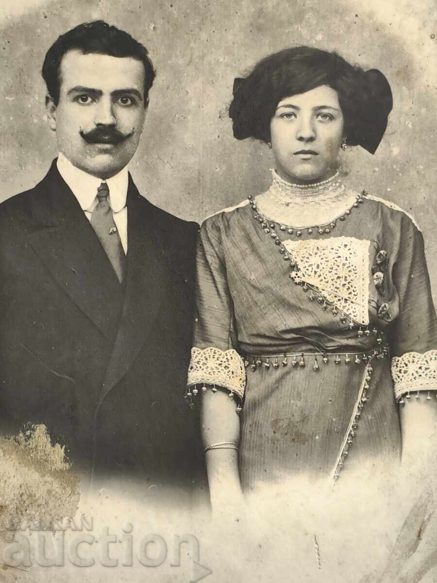 ΜΙΡΤΣΟ ΝΤΙΤΣΕΦ ? ΠΑΛΙΑ ΟΙΚΟΓΕΝΕΙΑΚΗ ΦΩΤΟΓΡΑΦΙΑ ΣΕ ΧΑΡΤΟΝΙ - 5