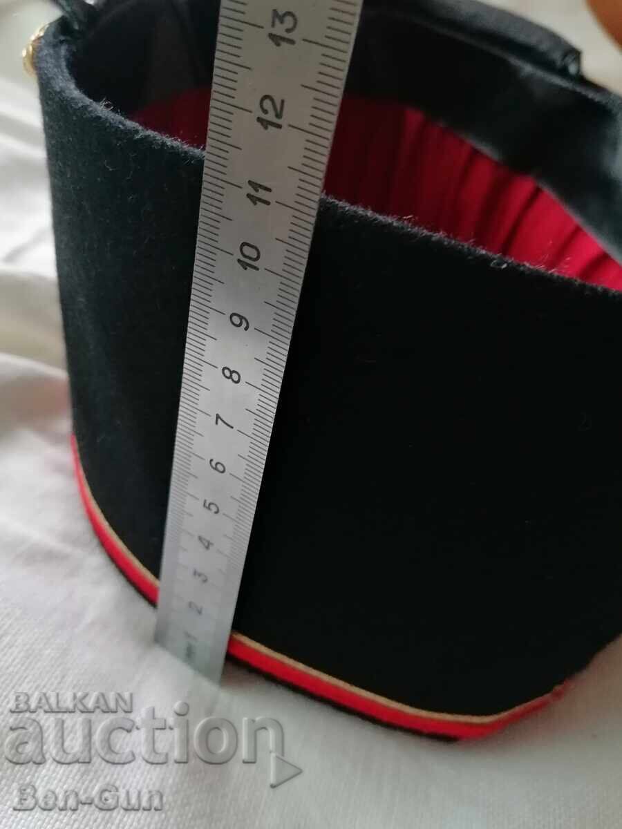 Livrarea Pălărie militară franceză Livrarea Pălărie militară franceză