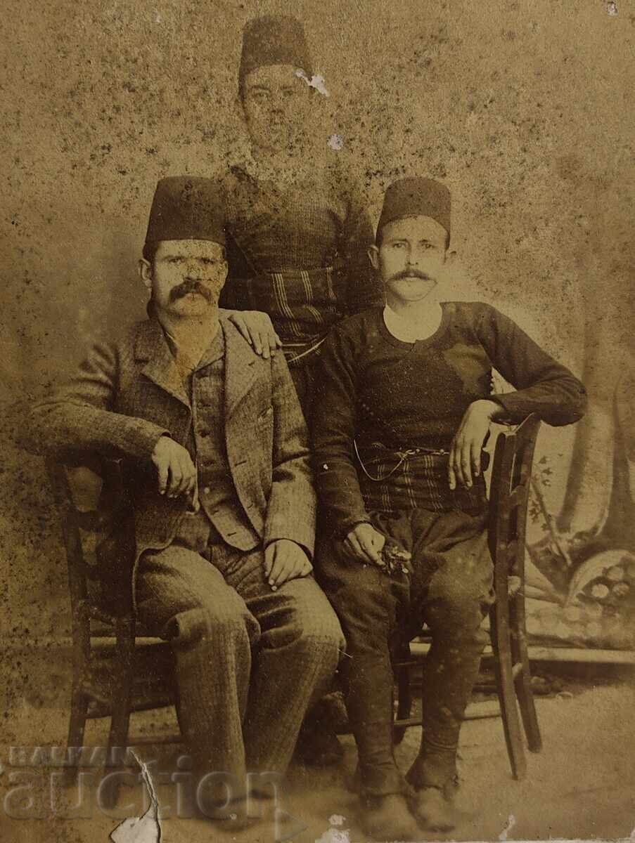 Доставка на 1870-ТЕ БЪЛГАРИ МЪЖЕ МЪЖ ФЕС МНОГО СТАРА СНИМКА КАРТОН