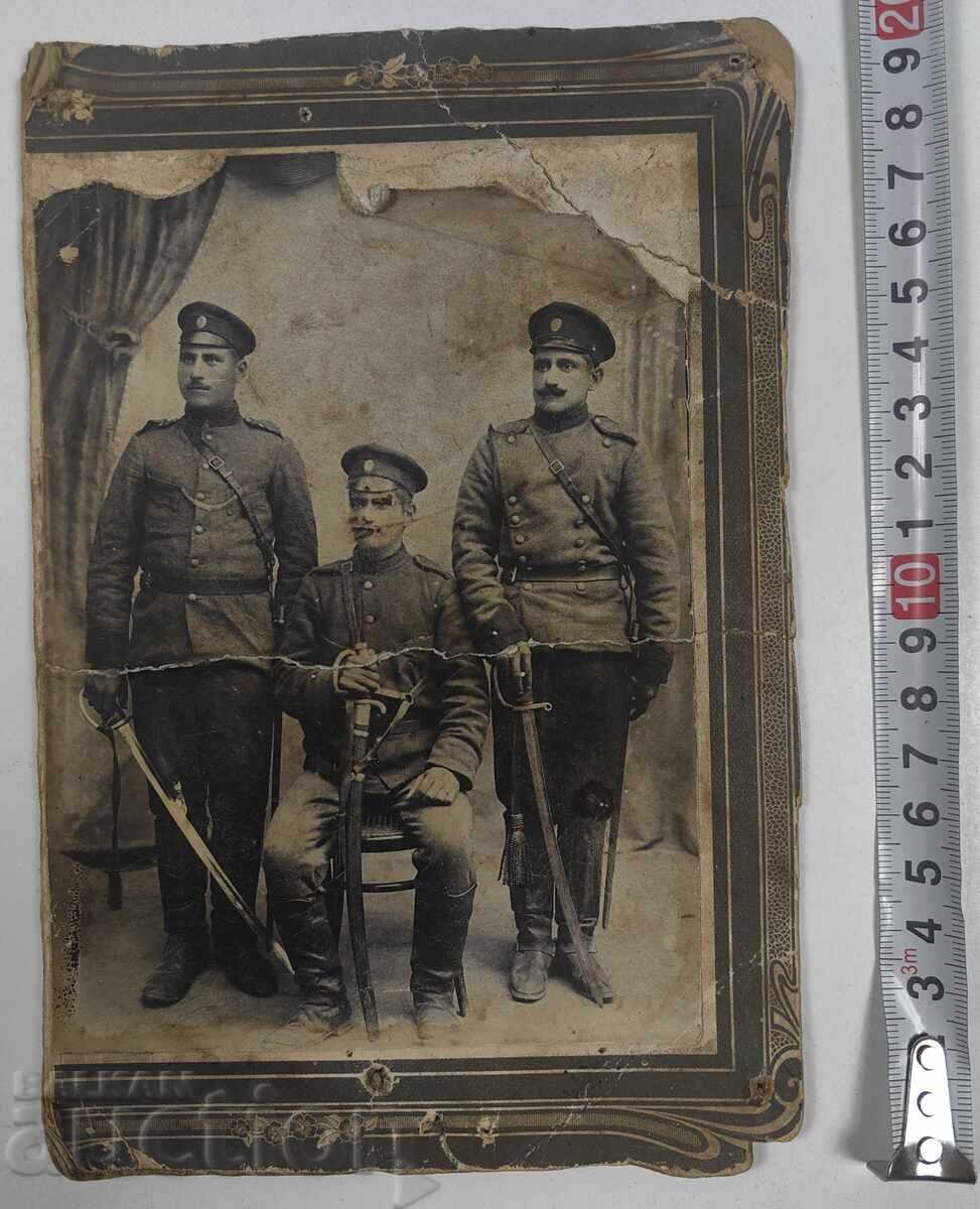 ΣΤΡΑΤΙΩΤΕΣ ΣΠΑΘΙ ΣΤΟΛΗ ΠΑΛΙΑ ΣΤΡΑΤΙΩΤΙΚΗ ΦΩΤΟΓΡΑΦΙΑ ΧΑΡΤΟΝΙ με τιμή 25.00 BGN | € 12.78 ΣΤΡΑΤΙΩΤΕΣ ΣΠΑΘΙ ΣΤΟΛΗ ΠΑΛΙΑ ΣΤΡΑΤΙΩΤΙΚΗ ΦΩΤΟΓΡΑΦΙΑ ΧΑΡΤΟΝΙ με τιμή 25.00 BGN | € 12.78