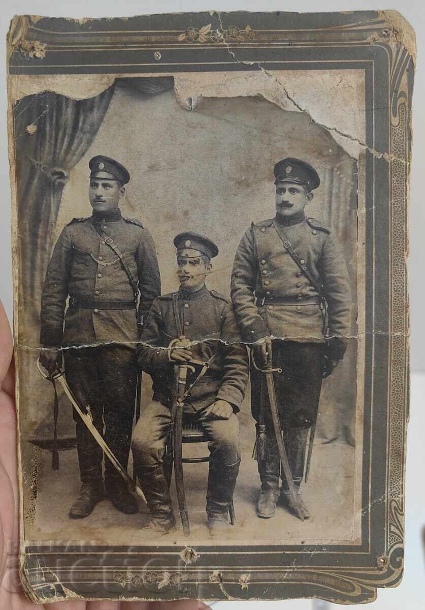 ΣΤΡΑΤΙΩΤΕΣ ΣΠΑΘΙ ΣΤΟΛΗ ΠΑΛΙΑ ΣΤΡΑΤΙΩΤΙΚΗ ΦΩΤΟΓΡΑΦΙΑ ΧΑΡΤΟΝΙ ΣΤΡΑΤΙΩΤΕΣ ΣΠΑΘΙ ΣΤΟΛΗ ΠΑΛΙΑ ΣΤΡΑΤΙΩΤΙΚΗ ΦΩΤΟΓΡΑΦΙΑ ΧΑΡΤΟΝΙ