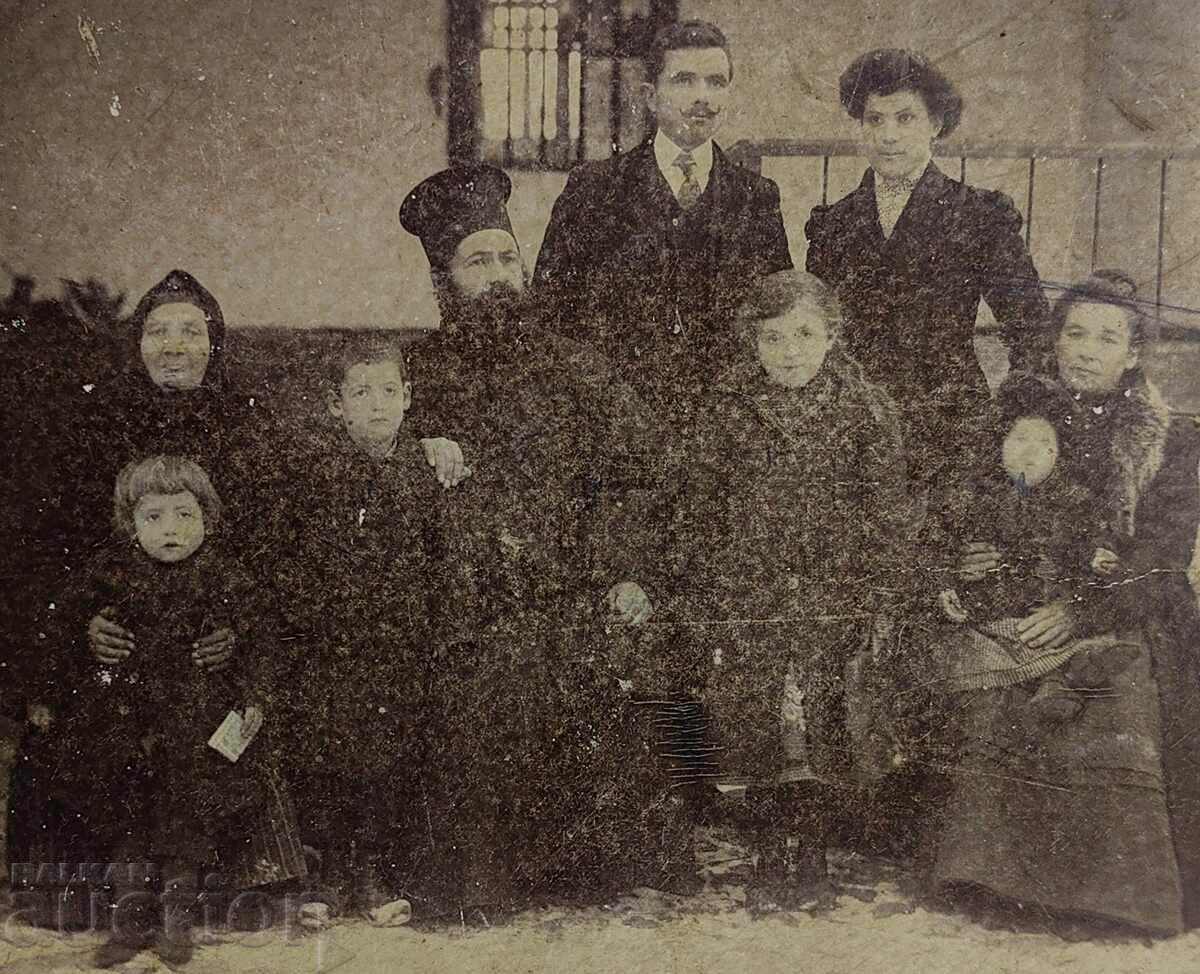 POP PRIEST OLD PHOTO CARDBOARD with price 20.00 BGN | € 10.23