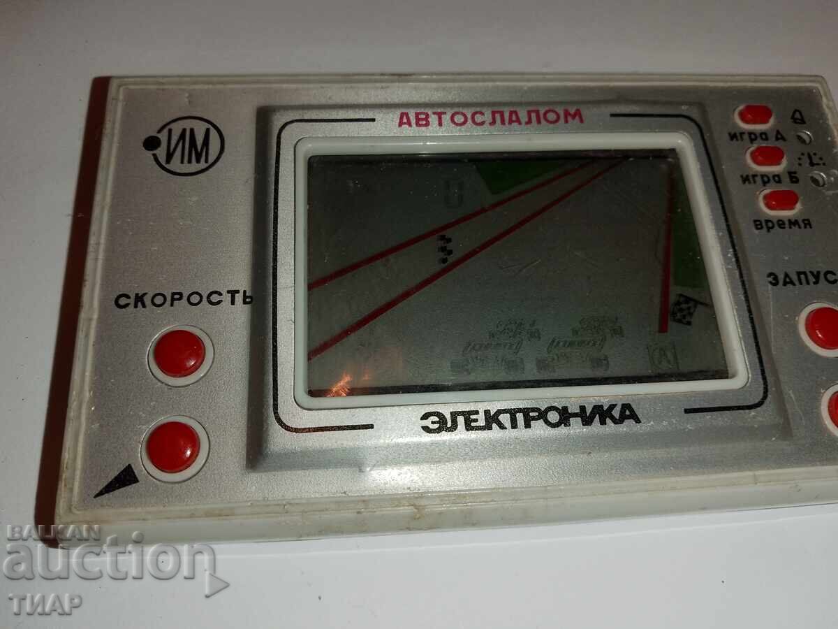 USSR electronic game Autoslalom - 0.01st with price 56.08 BGN | € 28.67 USSR electronic game Autoslalom - 0.01st with price 56.08 BGN | € 28.67