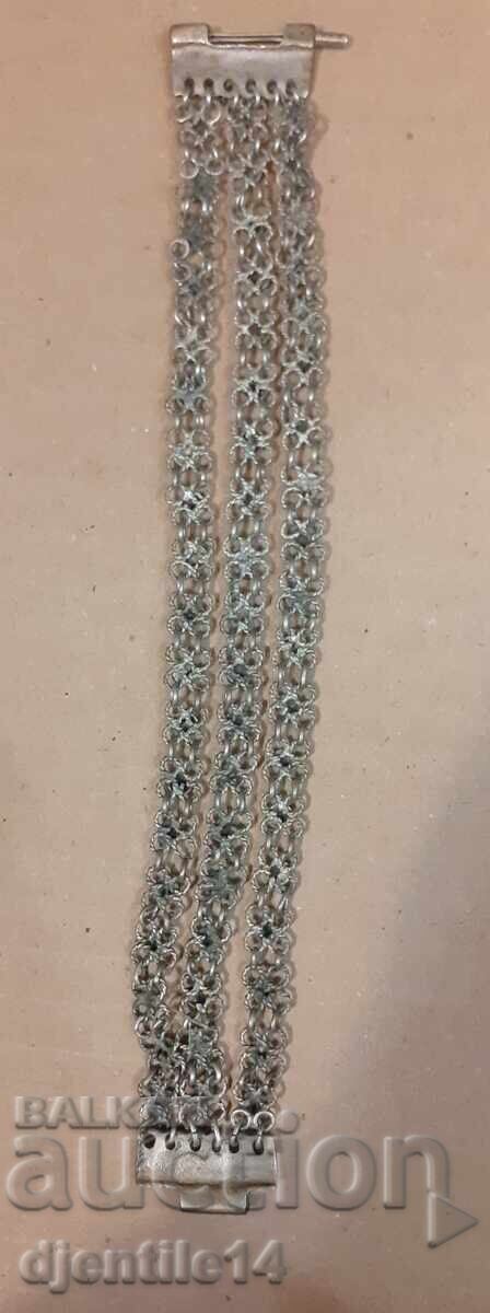 Brățară gravată cu preț € 40.00 | 78.23 BGN Brățară gravată cu preț € 40.00 | 78.23 BGN