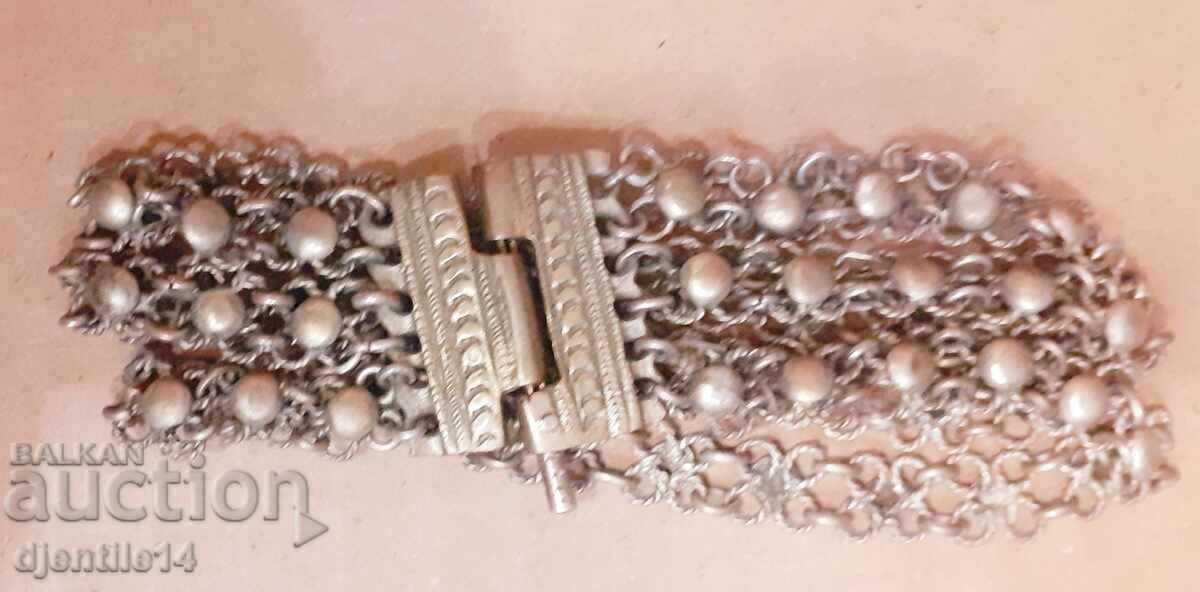 Licitație Brățară gravată Licitație Brățară gravată