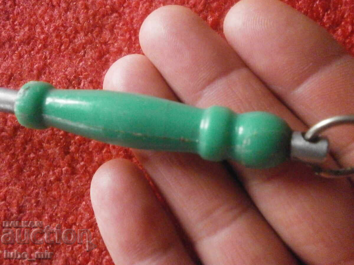 Delivery of Small Star Table for Pocket Knives