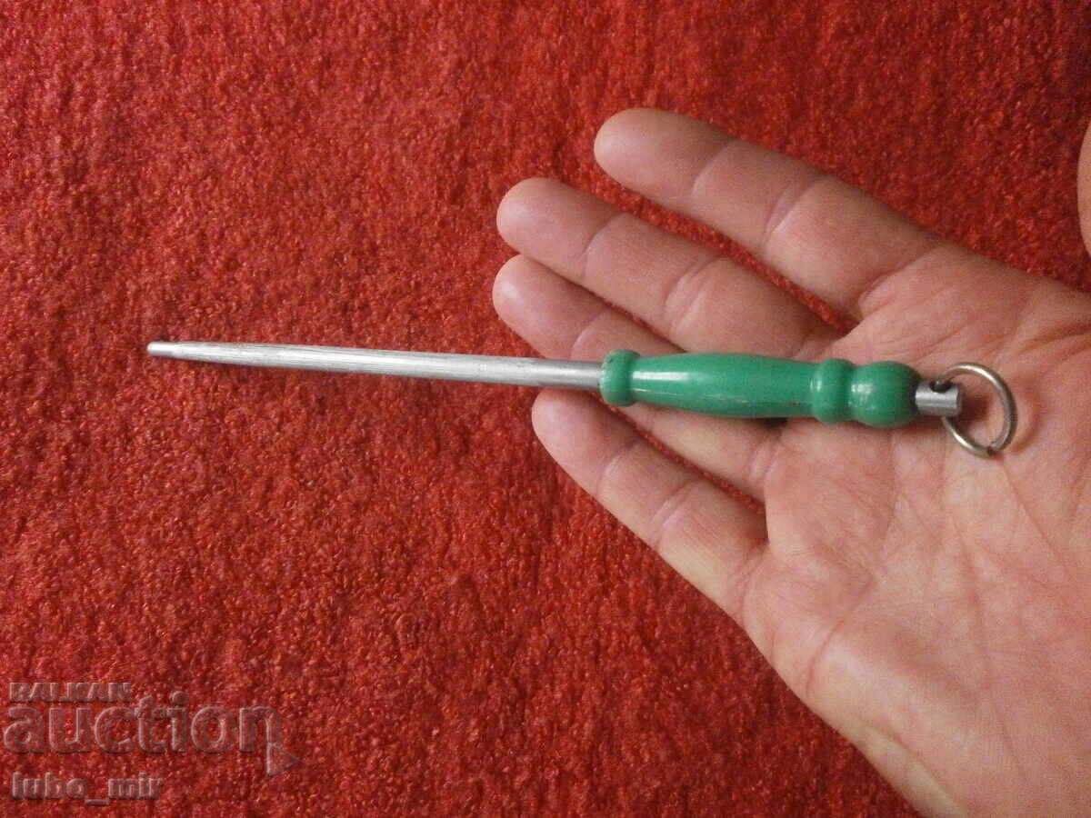 Small Star Table for Pocket Knives