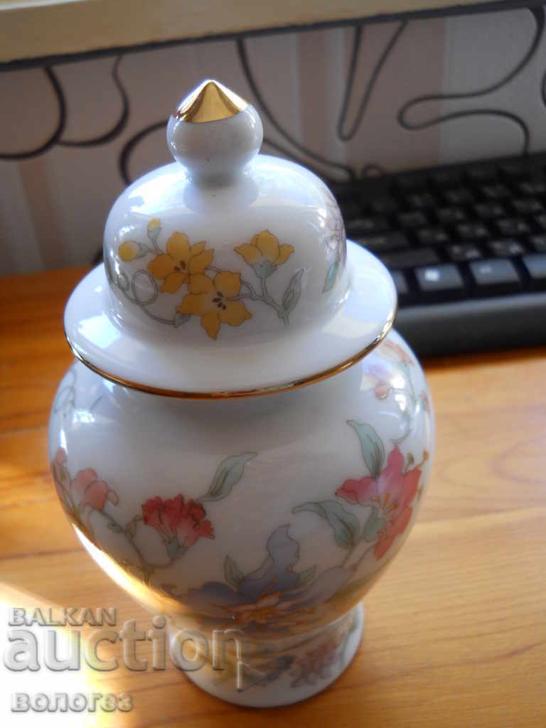 Βάζο με τζίντζερ και καπάκι - Ιαπωνία με τιμή 45.00 BGN | € 23.01