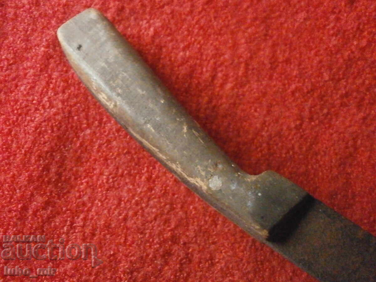 Auction BIG OLD KNIFE Auction BIG OLD KNIFE