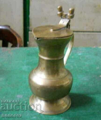 Малка бронзова каничка с капак - Германия с цена 20.00 лв. | € 10.23