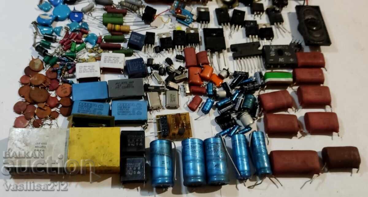 Υπολειμματα ηλεκτρονικων με τιμή 3.00 BGN | € 1.53