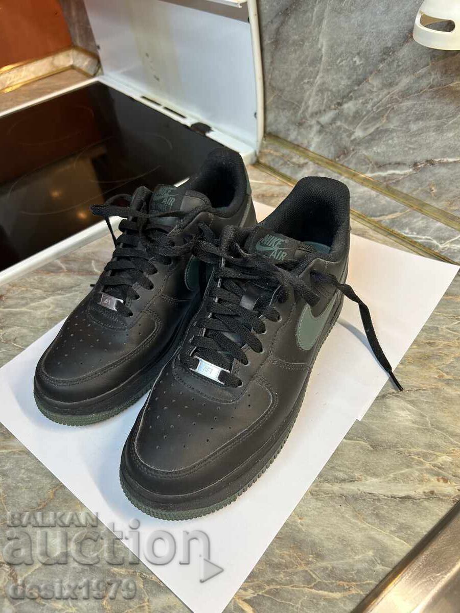 Original AIR NIKE Sneakers Original AIR NIKE Sneakers