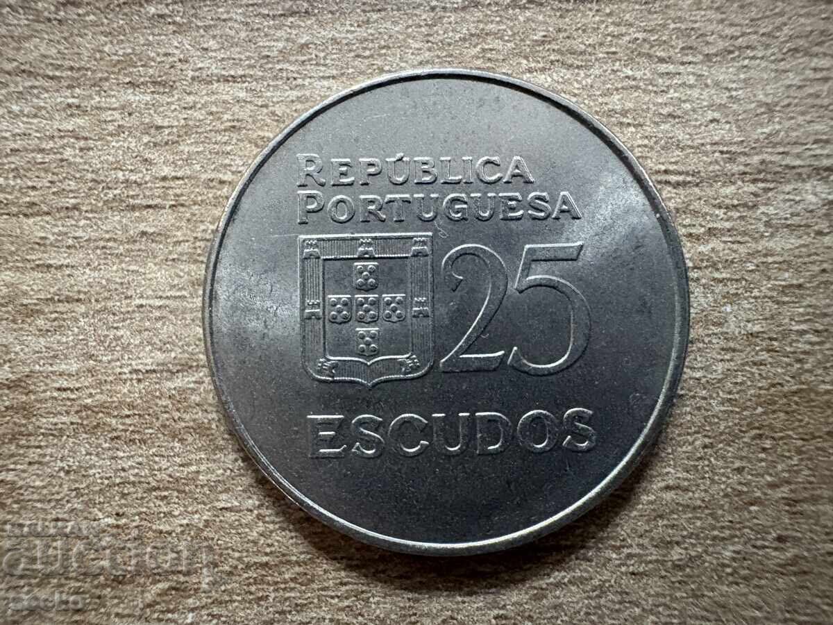 Portugal - 25 Escudos (1977)
