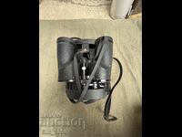 Binoclu japonez Canon