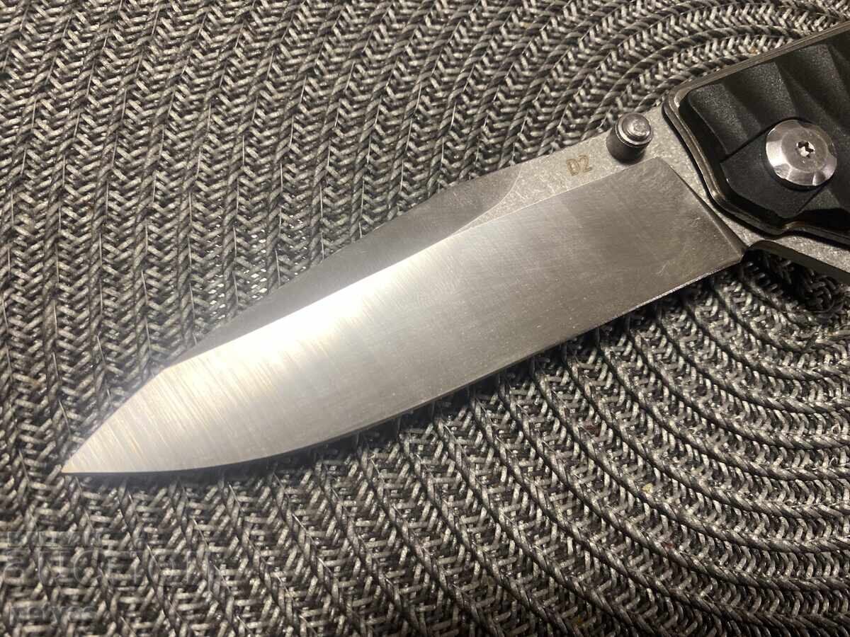 Folding knife, D2 blade, G10 handle, 98x230 with price 26.00 BGN | € 13.29