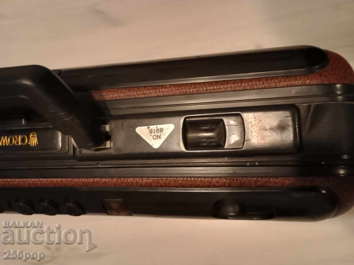 Delivery of CROWN LTD luxury suitcase Delivery of CROWN LTD luxury suitcase