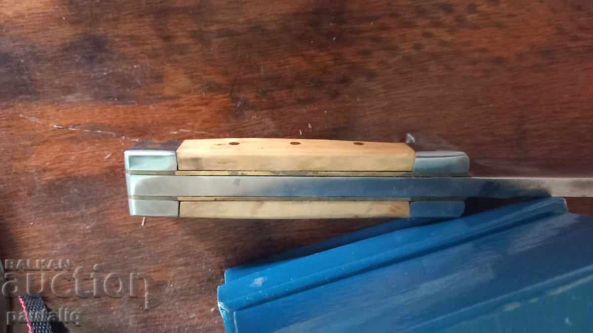 Доставка на ГОЛЯМ МАСИВЕН НОЖ САТЪР Доставка на ГОЛЯМ МАСИВЕН НОЖ САТЪР