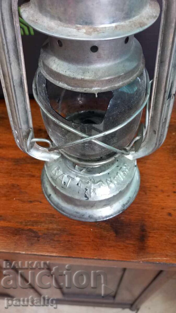 Παράδοση ΠΑΛΙΟ ΓΕΡΜΑΝΙΚΟ ΦΑΝΑΡΙ WATT 158