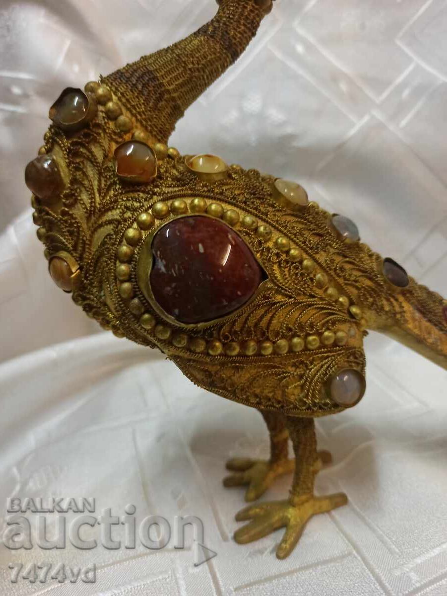 Αντίκα μπρούτζινη φιγούρα με φιλιγκράν και ένθετα – „Παγώνι" με τιμή 450.00 BGN | € 230.08 Αντίκα μπρούτζινη φιγούρα με φιλιγκράν και ένθετα – „Παγώνι" με τιμή 450.00 BGN | € 230.08