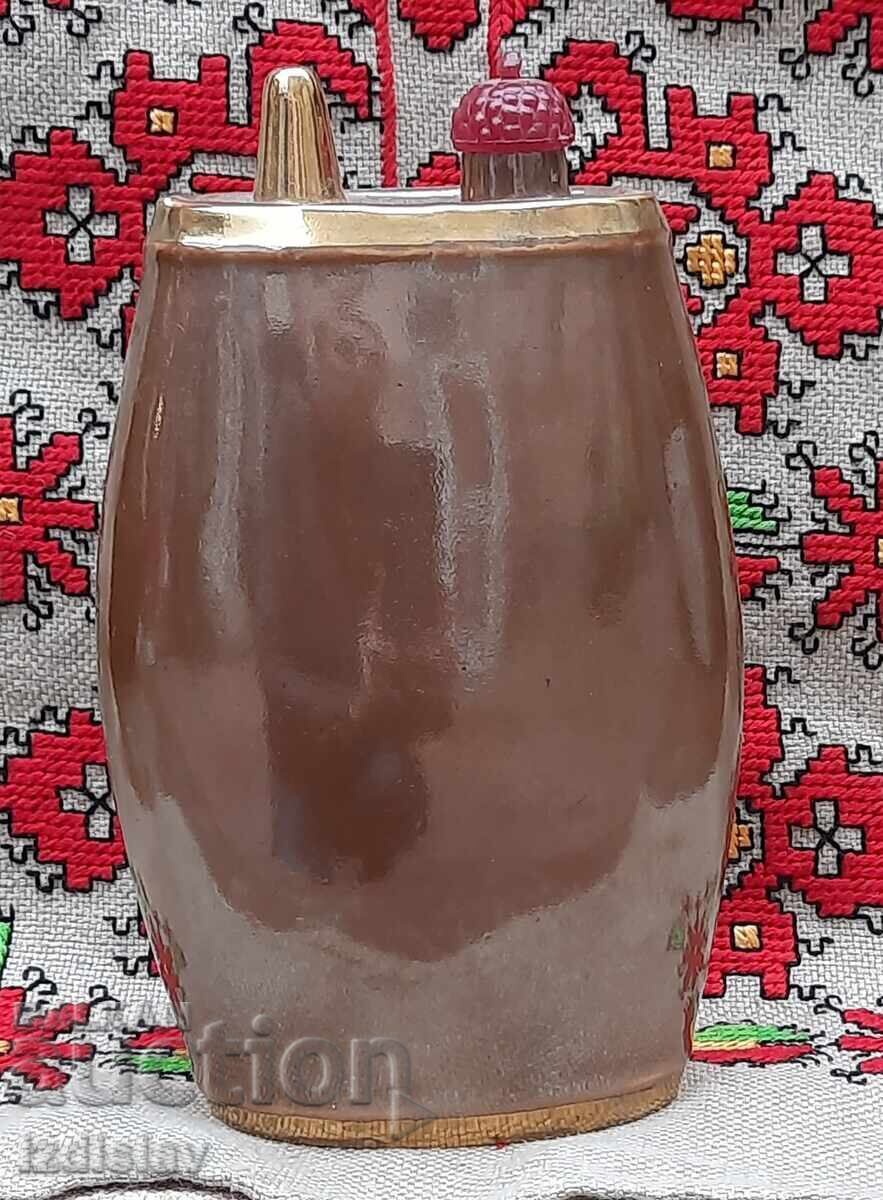 Порцеланова бъклица от Соц време с цена € 18.00 | 35.20 лв. Порцеланова бъклица от Соц време с цена € 18.00 | 35.20 лв.