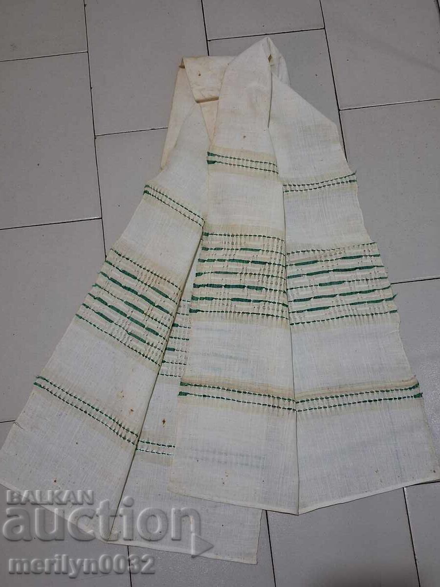 Dantela broderie Kennar din stofa tesuta manual veche