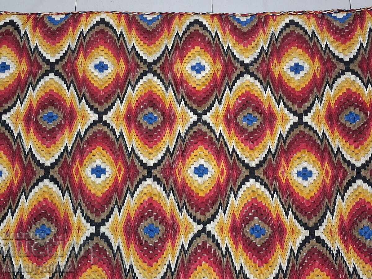 Delivery of Old hand-woven wall carpet 133/80 cm rug