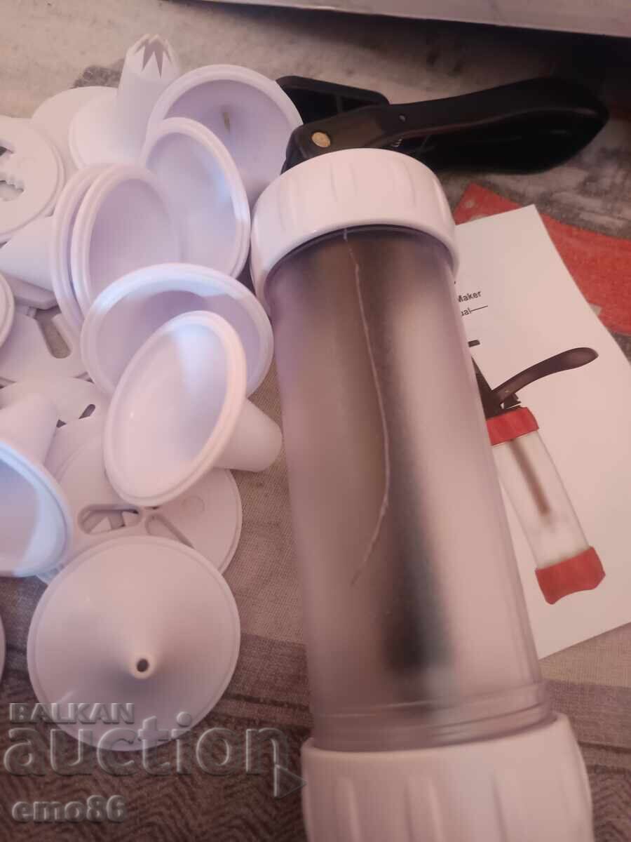 Auction  Cookie mold machine B.Z.C