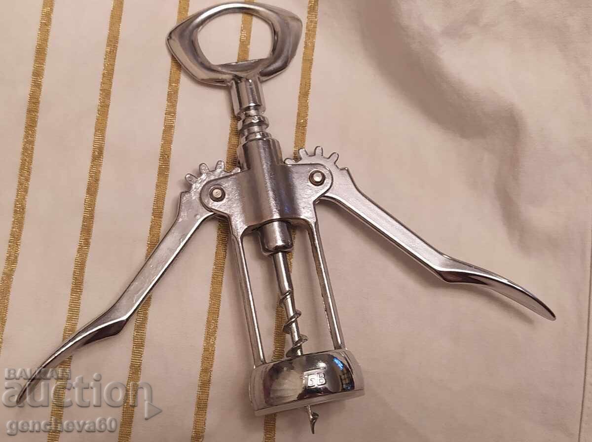 Tirbușon italian vintage cromat cu pârghie cu preț € 8.00 | 15.65 BGN