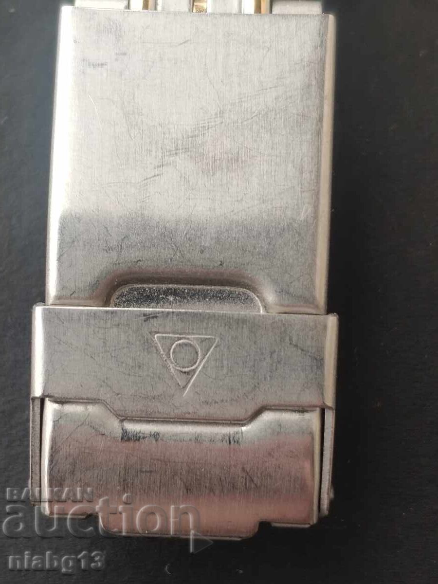 Παράδοση Ντούγκεντα Χέρια που Χορεύουν Παράδοση Ντούγκεντα Χέρια που Χορεύουν