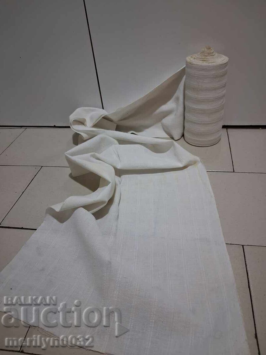 Hand-woven white fabric roll for dowry, double width