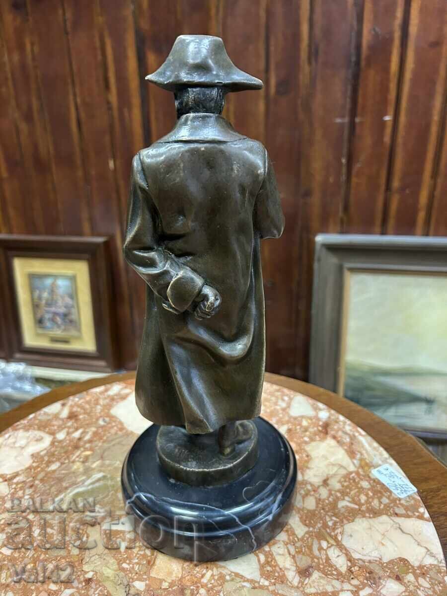 Licitație Figurină de bronz „Napoleon Bonaparte” – semnată Carleaux Licitație Figurină de bronz „Napoleon Bonaparte” – semnată Carleaux