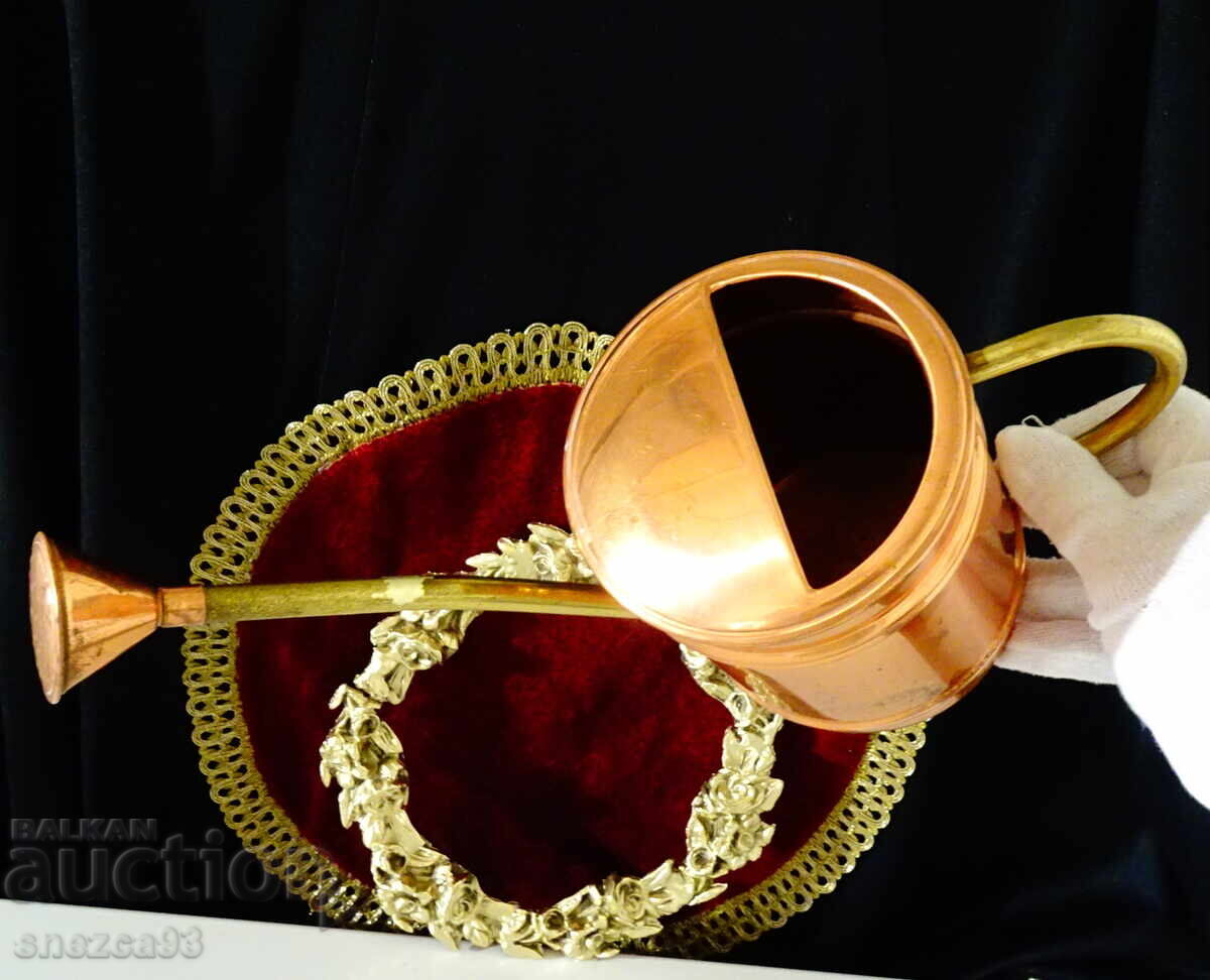 Аукцион Медна лейка с душ 1 литър,перфектна.