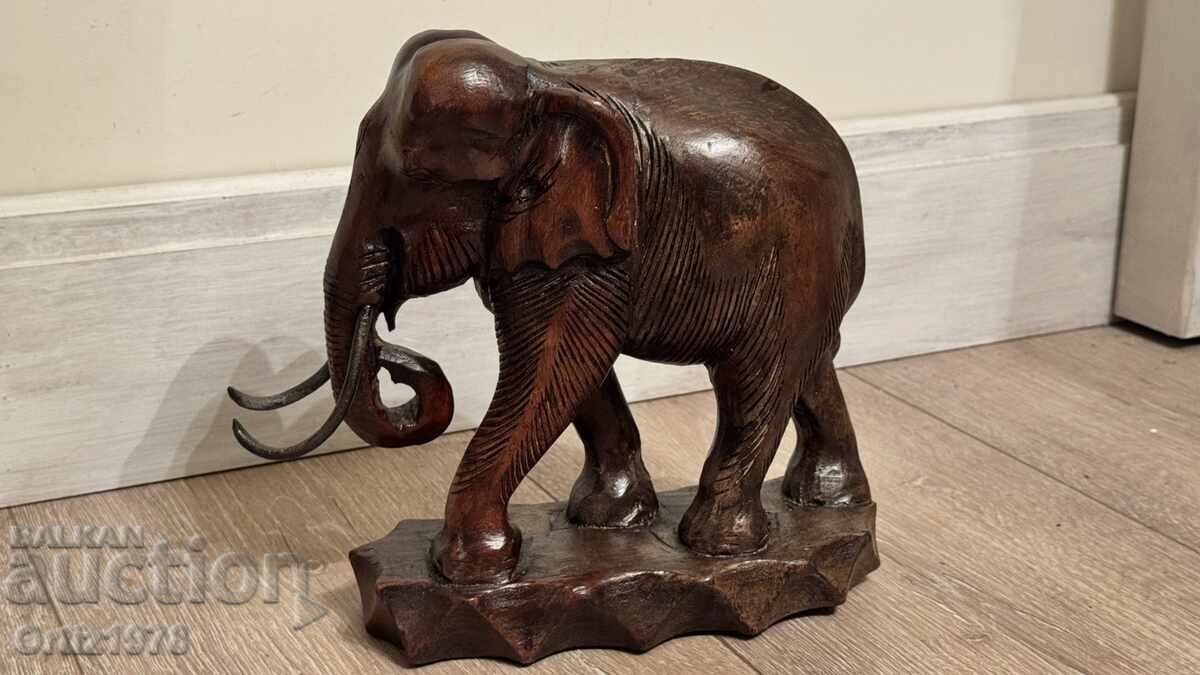 Аукцион Масивен стар дървен слон– 1.520кг Аукцион Масивен стар дървен слон– 1.520кг