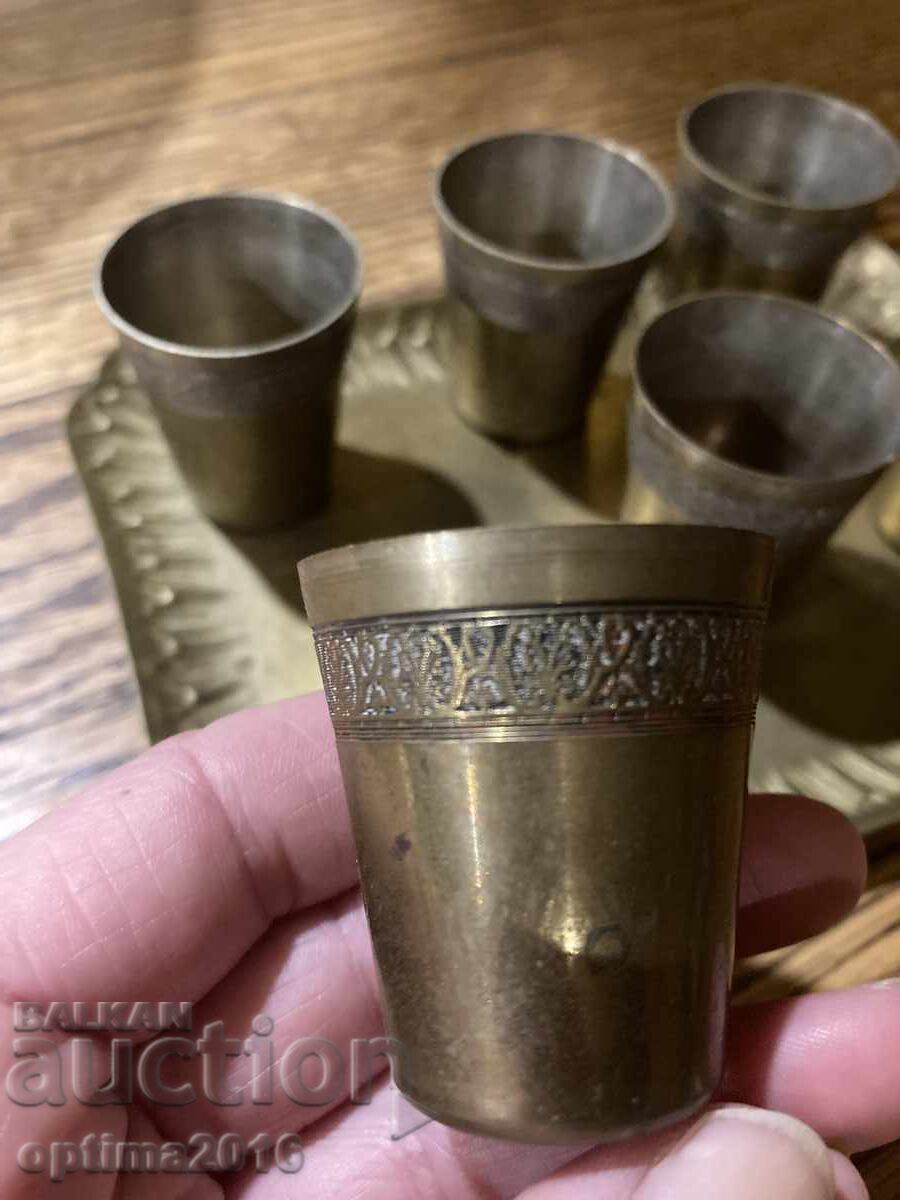 Σετ από μπρούτζινα μπολ με τιμή 19.00 BGN | € 9.71