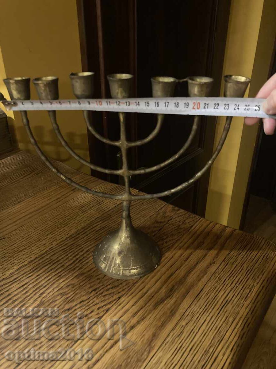 Παράδοση Εβραϊκός κηροπήγιο