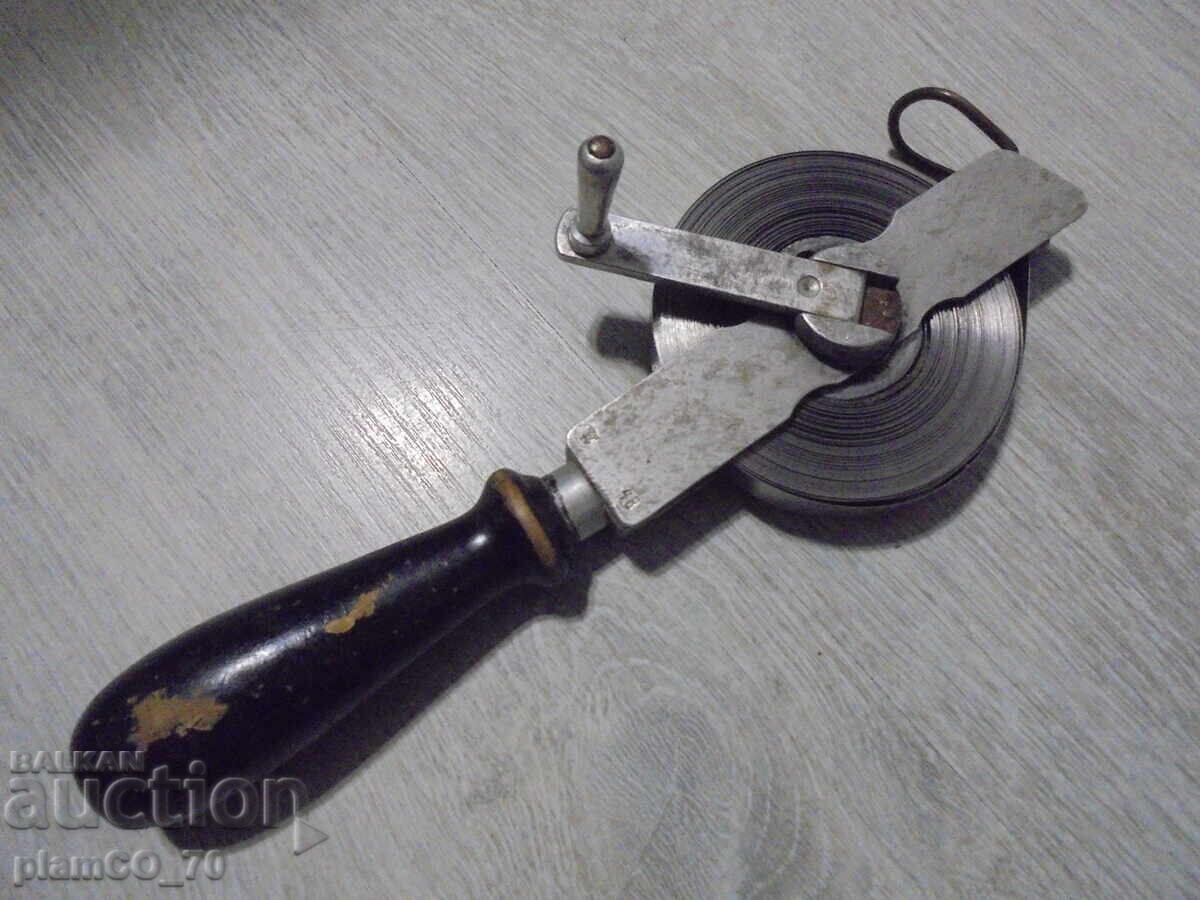 Παράδοση №*8358 Παλιά μεταλλική ρουλέτα Παράδοση №*8358 Παλιά μεταλλική ρουλέτα