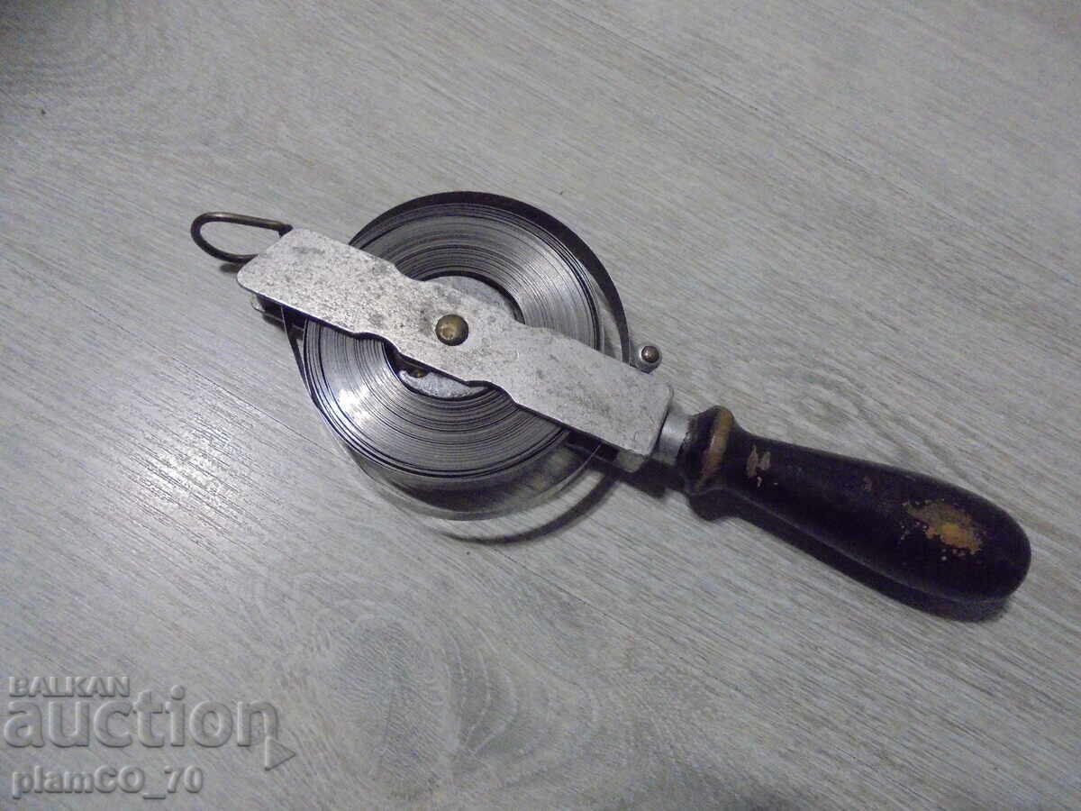 №*8358 Παλιά μεταλλική ρουλέτα №*8358 Παλιά μεταλλική ρουλέτα