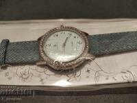 Brand new women's watch in original packaging 12.11.2025