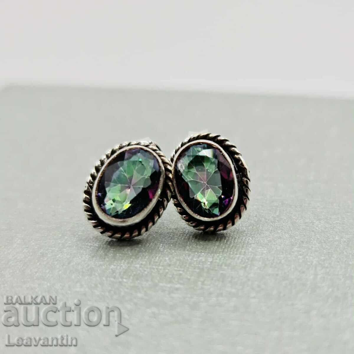 Παράδοση Ασημένια σκουλαρίκια με μυστικό τοπάζι Παράδοση Ασημένια σκουλαρίκια με μυστικό τοπάζι