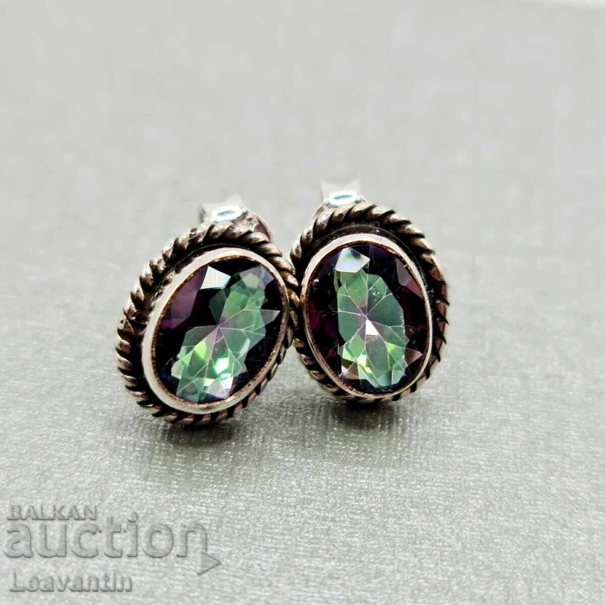 Ασημένια σκουλαρίκια με μυστικό τοπάζι Ασημένια σκουλαρίκια με μυστικό τοπάζι