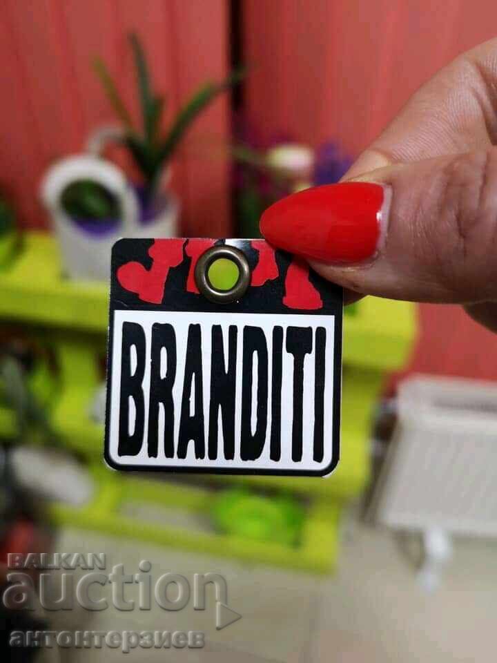 Tricou sexy Protect Me From What I Want de la BRANDI cu preț 55.00 BGN | € 28.12