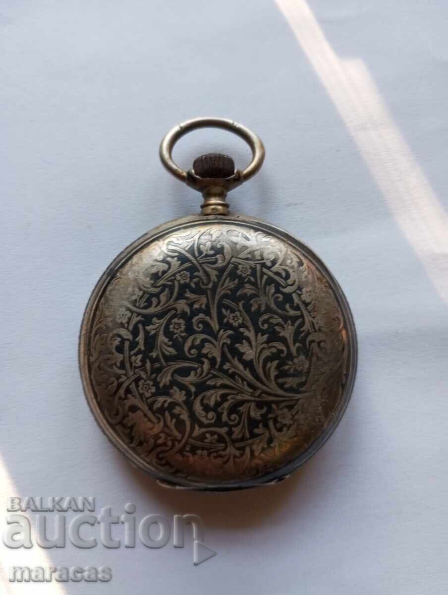 Ασημένιο ρολόι τσέπης με τιμή 170.00 BGN | € 86.92 Ασημένιο ρολόι τσέπης με τιμή 170.00 BGN | € 86.92