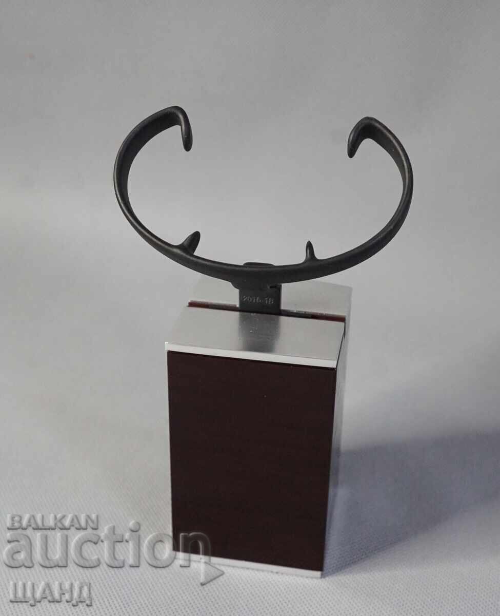 Auction  LONGINES Old original wristwatch stand