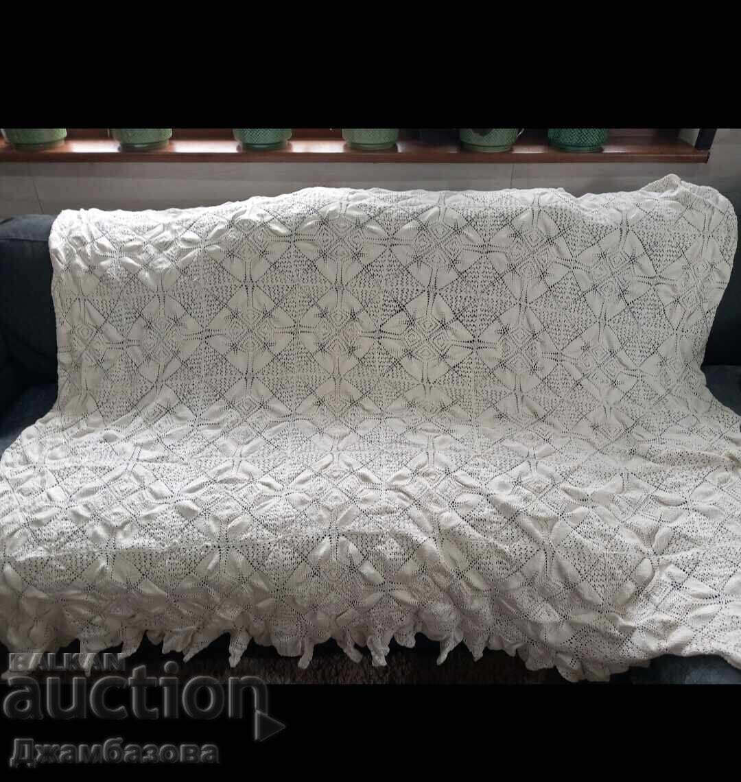 New hand-knitted bedspread with price 120.00 BGN | € 61.36