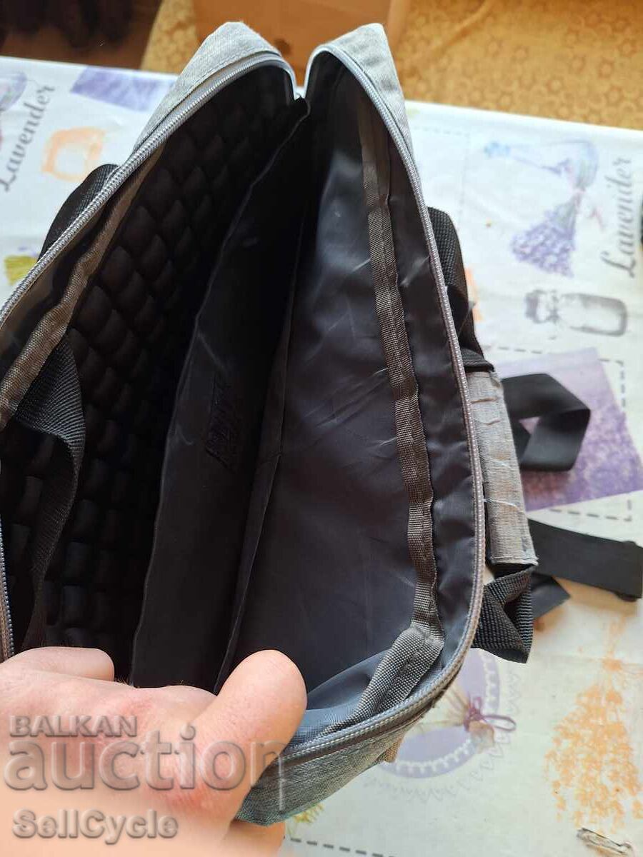 Auction  ✅ QUALITY LAPTOP BAG❗