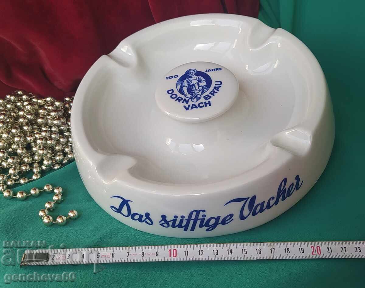 Τεράστιο επετειακό πορσελάνινο σταχτοδοχείο ζυθοποιίας Dorn-Brau
